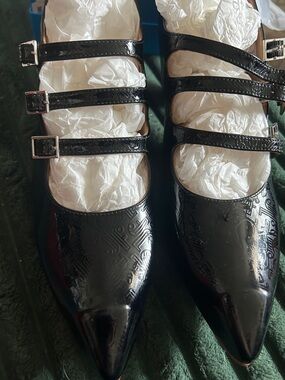 Fluevog classy wiggle Bach 11